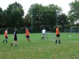 Training S.K.N.W.K. JO17-1 van zaterdag 16-10-2021 (21/28)